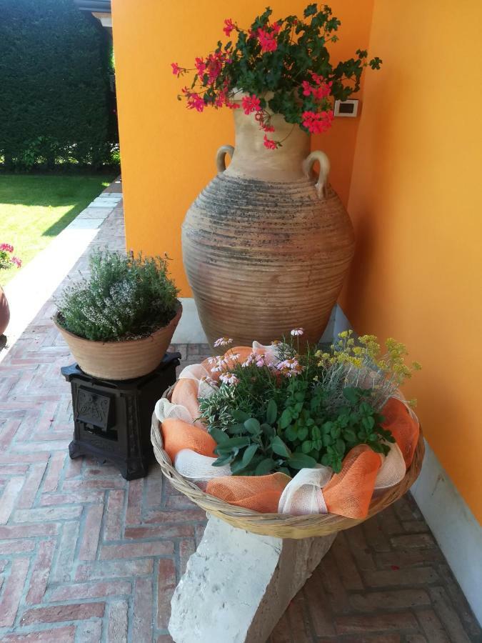 La Brigata Apartments Orange House Cavallino-Treporti Exterior photo